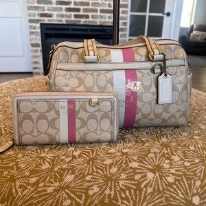 Bundle Coach Signature Heritage Stripe Chelsea Tote bag with wallet